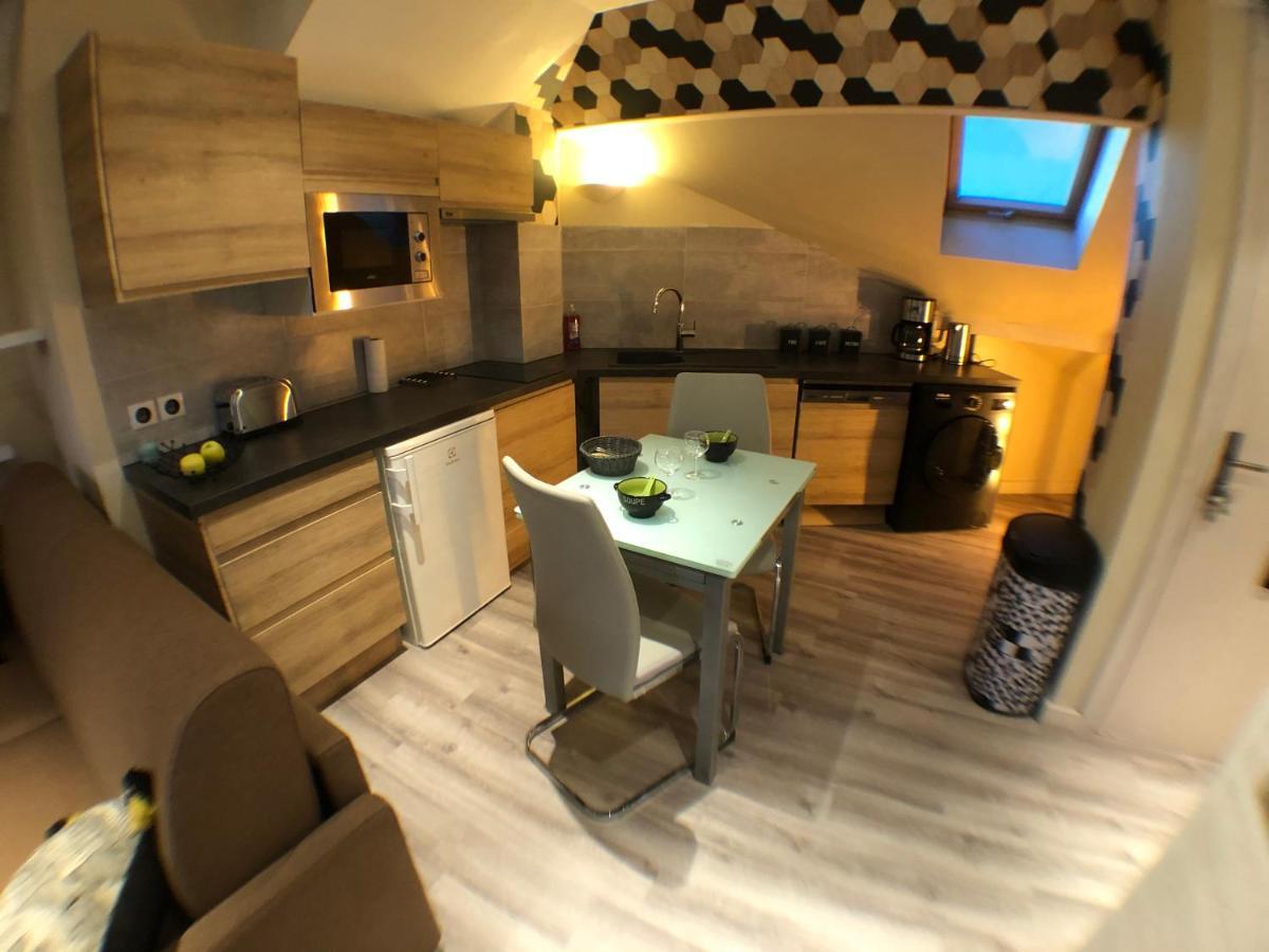 Au Bord Du Lac D'Annecy, Logement Type Loft, Dans Residence Avec Plage Et Ponton Privee Duingt Luaran gambar