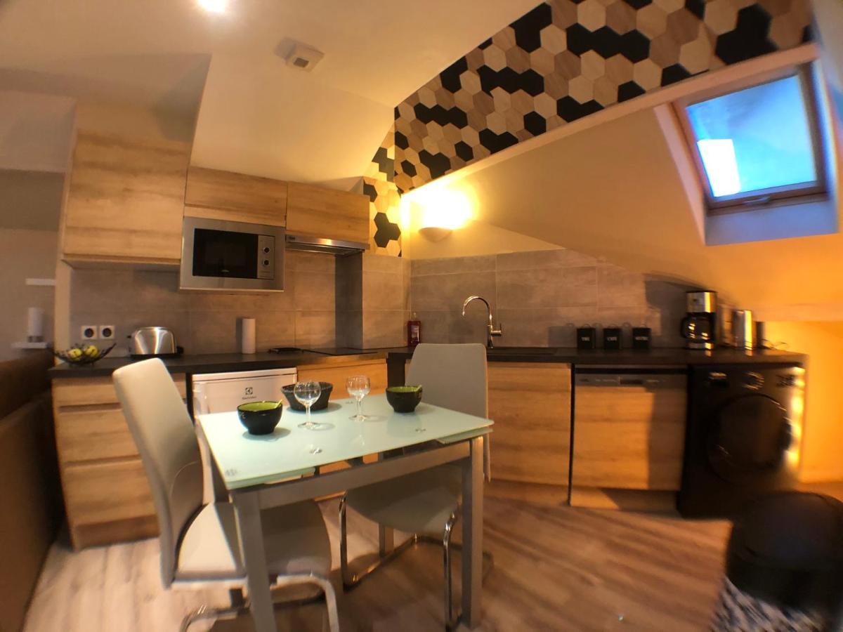 Au Bord Du Lac D'Annecy, Logement Type Loft, Dans Residence Avec Plage Et Ponton Privee Duingt Luaran gambar