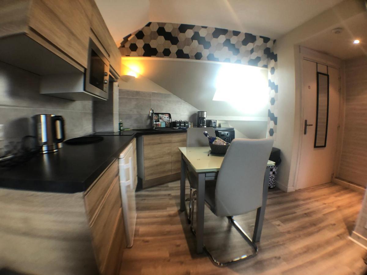 Au Bord Du Lac D'Annecy, Logement Type Loft, Dans Residence Avec Plage Et Ponton Privee Duingt Luaran gambar